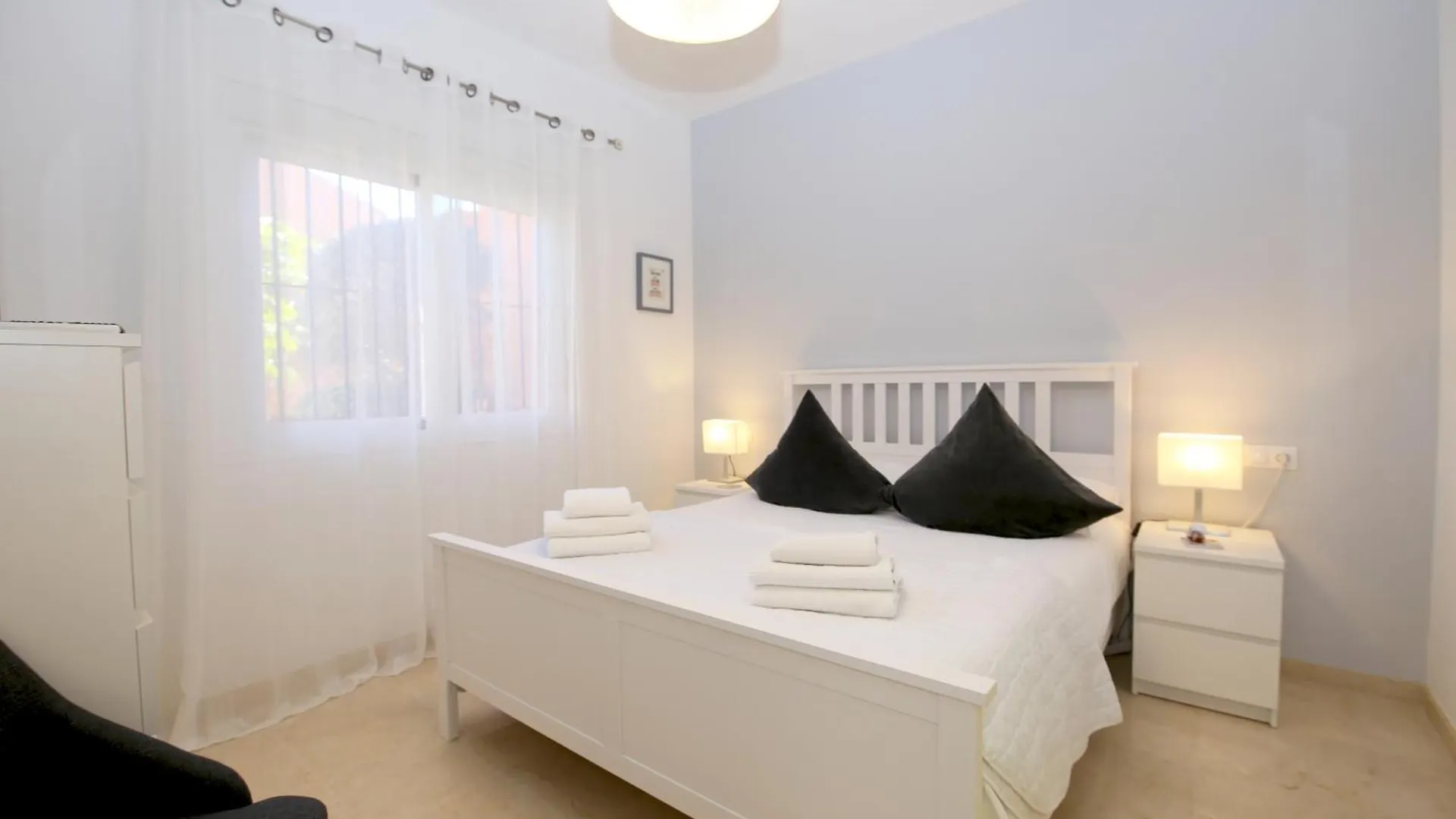Estepona Port Apartment Flamenco 0*,